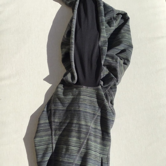 Lululemon Daily Practice Jacket - Picture 14 of 14